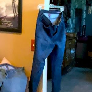 Woman’s jeans, Amanda size 14, great condition